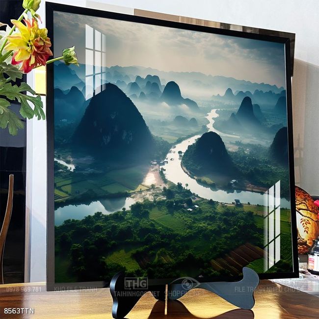 Tranh phon thủy sông, núi và mặt trời