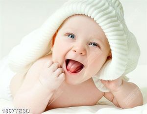 Tranh bé cute