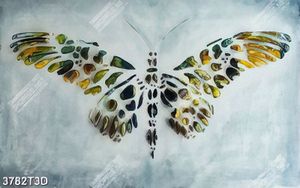 Tranh đá ghép thành hình bướm nghệ thuật