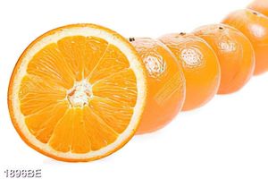 Tranh những trái cam vàng treo tường nhà bếp