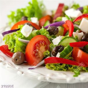 Tranh đẹp treo bếp đĩa salat rau tươi ngon