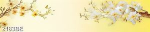 Tranh kính ốp bếp cành hoa trắng nền vàng