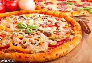 Tranh bánh Piza treo tường bếp bắt mắt