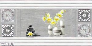 Tranh in gạch bình hoa nhỏ ốp tường bếp