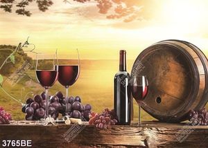 Tranh rượu vang và chùm nho dưới ánh hoàng hôn treo tường bếp nổi bật
