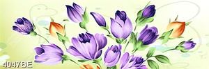 Tranh vẽ bông hoa tím trang trí tường nhà bếp