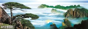 Tranh khổ ngang mây núi trập trùng treo tường bếp