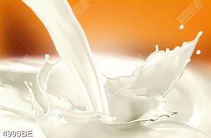 Tranh dòng sữa tươi nghệ thuật treo tường bếp