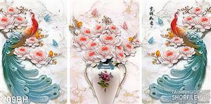 Tranh bình hoa phù điêu chim công ấn tượng