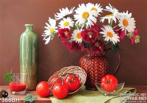 Tranh bình hoa trắng và quả cà chua đỏ