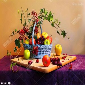Tranh bình hoa decor những trái táo trong chiếc giỏ