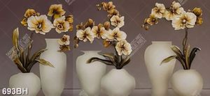 Tranh bình hoa in uv chiếc bình ngọc bên cành hoa phong lan