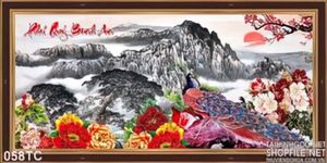 Tranh chim công và ngọn núi lớn in uv
