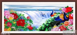 Tranh chim công và thác nước lón wall