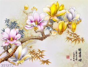 Tranh thư pháp hoa mộc lan