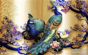 Tranh chim công đẹp phù điều in uv