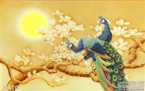 Tranh chim công và mặt trăng vàng