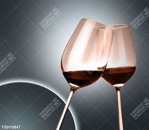 Tranh ghép tôn vẻ đẹp mảng tường trắng