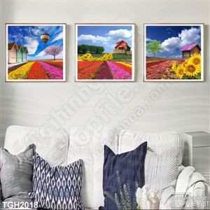 Tranh ghép phong cảnh nhà và vườn hoa