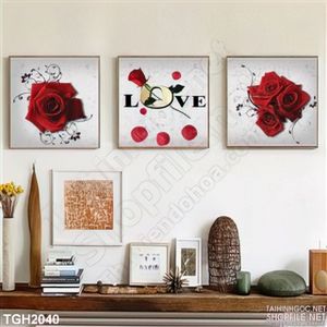 Tranh ghép tình yêu  và hoa hồng đỏ