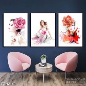 Tranh ghép trang trí những cô nàng bên bông hoa hồng thắm