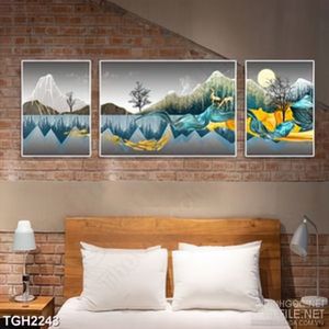 Tranh ghép decor bóng những ngọn núi cao in trên mặt  hồ