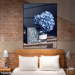 Tranh ghép décor bông hoa tú cầu màu xanh lam trong chai