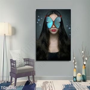 Tranh ghép in canvas đôi cánh bướm xanh trên gương mặt