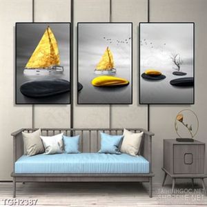 Tranh ghép decor những hòn đá cuội ánh vàng và cánh buồm