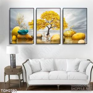 Tranh ghép in canvas những hòn đá cuội vàng giữa con sông
