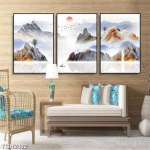 Tranh ghép những ngọn núi nhấp nhô trải dài bên sông in 5d