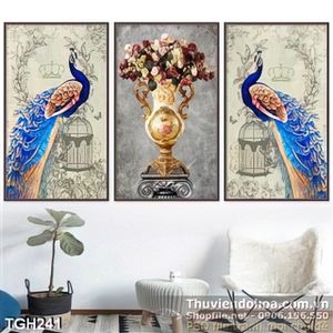 Tranh ghép đôi chim công và bình hoa bằng đồng wall