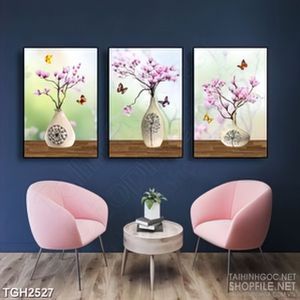 Tranh ghép chiếc bình gốm cắm đầy bông có hoa văn in 3d