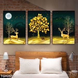 Tranh ghép nghệ thuật hai chú hươu bên cây lá vàng về đêm