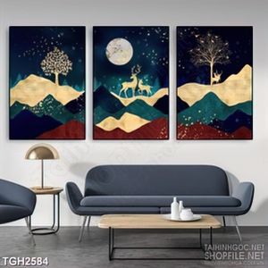 Tranh ghép in canvas những chú hươu và ngọn đồi trùng điệp