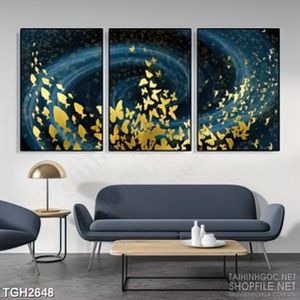 Tranh ghép in canvas bầu trời đêm bao phủ những cánh bướm