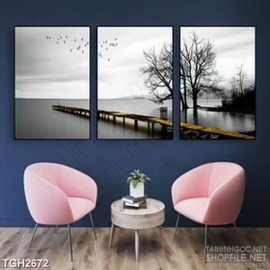 Tranh ghép in canvas chiếc cầu gỗ màu vàng giữa con sông dài