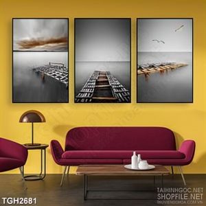 Tranh ghép nghệ thuật những cây cầu gỗ cũ kỉ giữa dòng sông