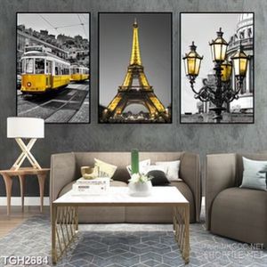 Tranh ghép trang trí những chiếc đèn trong phố được thắp sáng