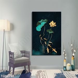 Tranh ghép in canvas bông hoa sen bên đàn cá chép trong đêm