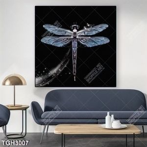 Tranh chuồn chuồn nền đen in canvas đẹp