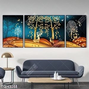 Tranh ghép hươu trong khu rừng cây vàng