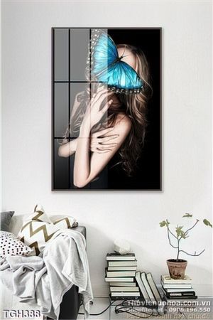 Tranh ghép con bướm và cô gái