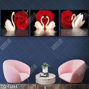Tranh ghép 3 tấm hoa hồng và thiên nga