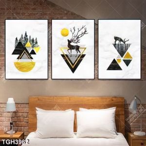 Tranh ghép 3 tấm hươu và họa tiết tam giác