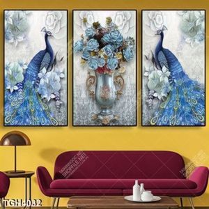 Tranh ghép 3 tấm chim công và bình hoa
