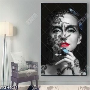 Tranh ghép ngừơi mẫu