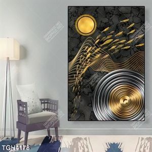 Tranh ghép khổ dọc đàn cá vàng