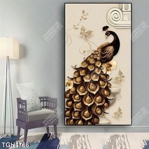 Tranh khổ dọc công vàng