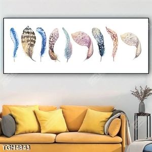 Tranh ghép lông vũ in kính chất lượng cao